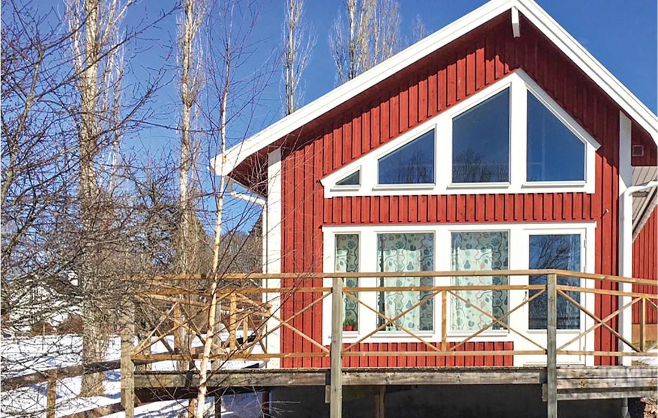 Awesome Home In Vimmerby With Wifi Ngoại thất bức ảnh